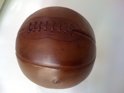 Vintage Leather Basketball ball  in tamil-nadu